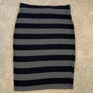 Banana Republic pull on skirt